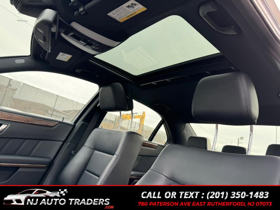 2013 Mercedes-Benz E-Class E350 4MATIC Luxury photo