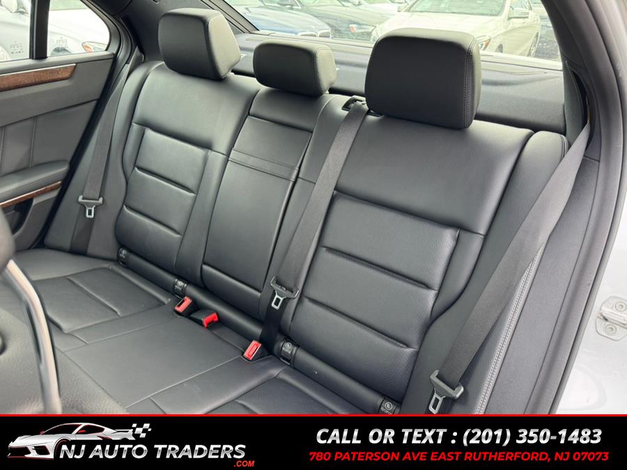 2013 Mercedes-Benz E-Class E350 4MATIC Luxury photo