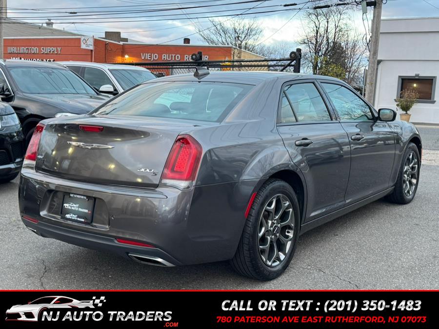 2015 Chrysler 300 4dr Sdn 300S AWD photo