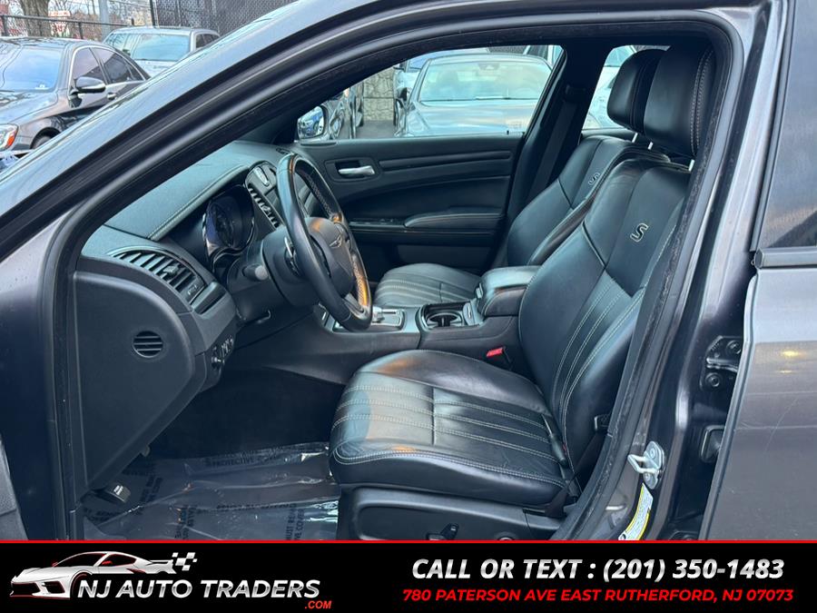2015 Chrysler 300 4dr Sdn 300S AWD photo