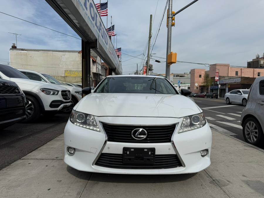 2015 Lexus ES 350 photo