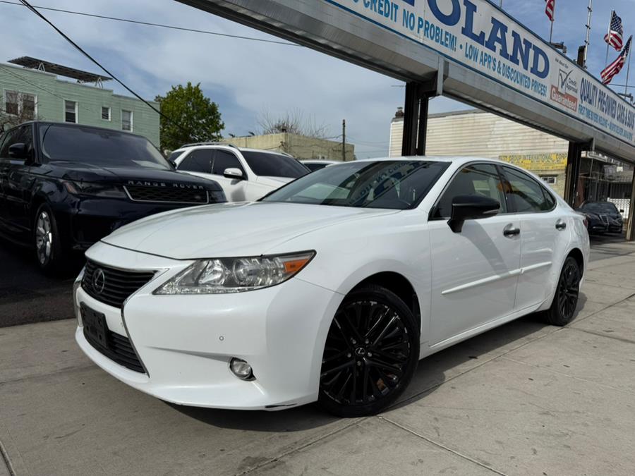 2015 Lexus ES 350 photo