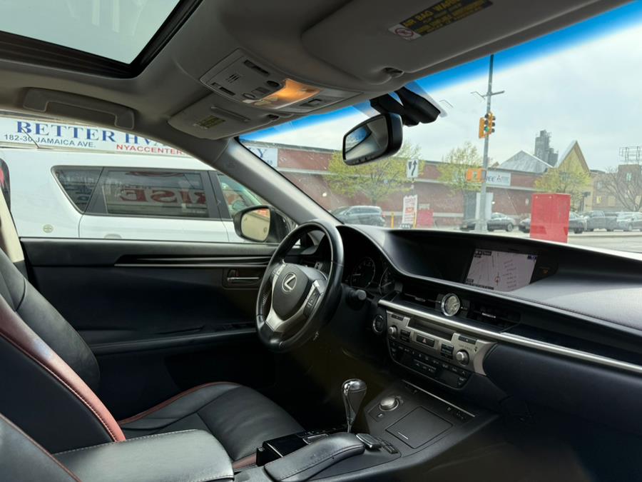 2015 Lexus ES 350 photo