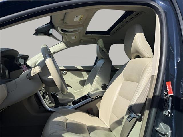 2014 Volvo XC70 T6 photo