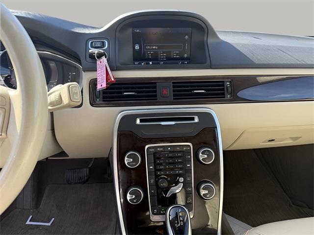 2014 Volvo XC70 T6 photo
