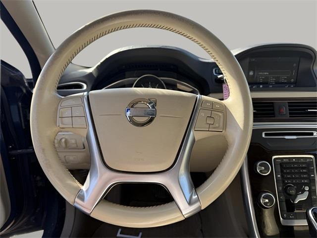 2014 Volvo XC70 T6 photo