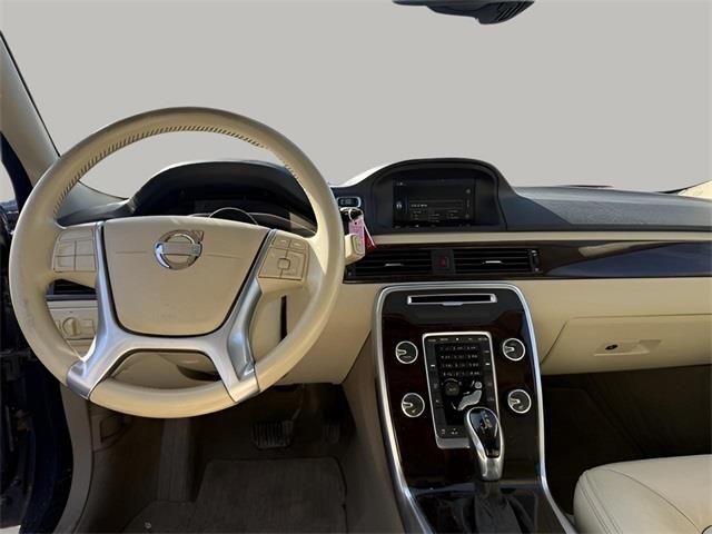 2014 Volvo XC70 T6 photo