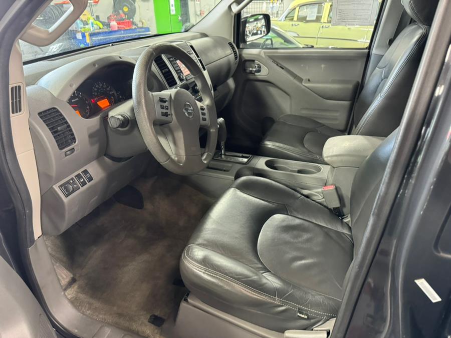 2015 Nissan Frontier 4WD Crew Cab SWB Auto PRO-4X photo