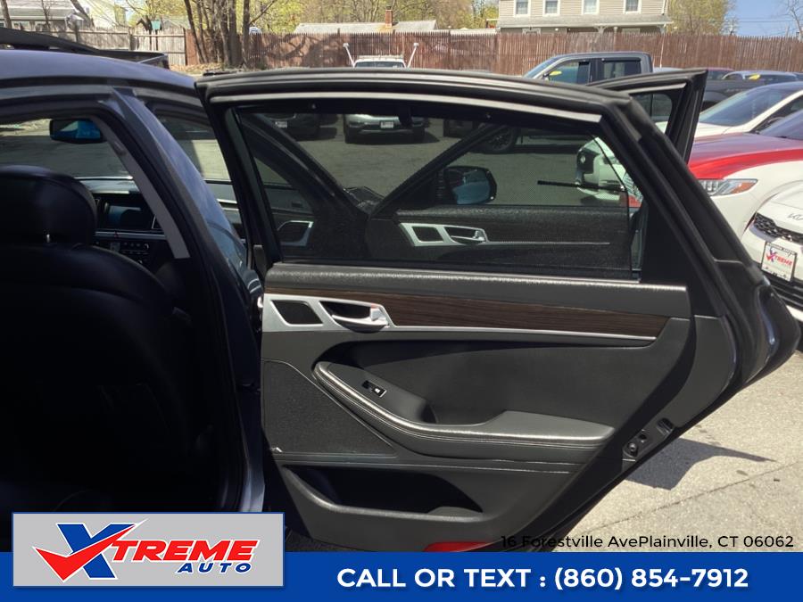 2015 Hyundai Genesis 3.8L photo
