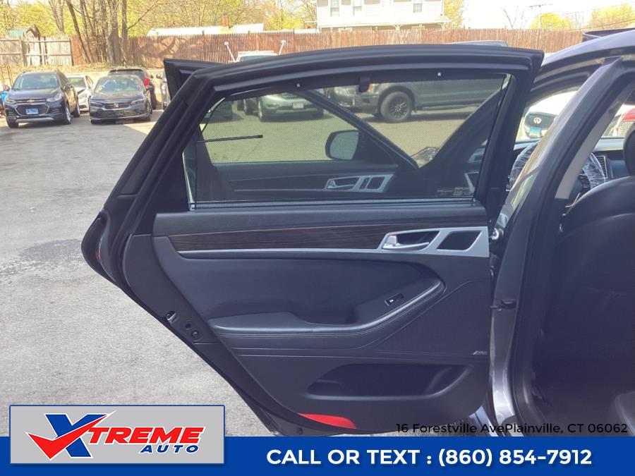 2015 Hyundai Genesis 3.8L photo