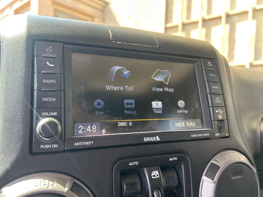 2016 Jeep Wrangler Unlimited 4WD 4dr Sport photo