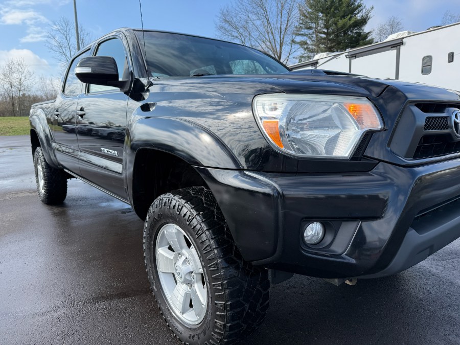 2015 Toyota Tacoma 4WD Double Cab LB V6 AT (Natl) photo