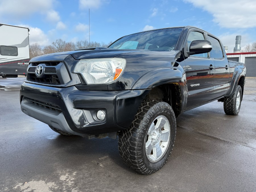 2015 Toyota Tacoma 4WD Double Cab LB V6 AT (Natl) photo