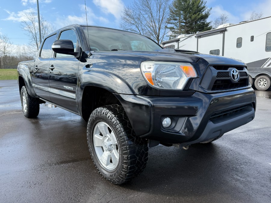 2015 Toyota Tacoma 4WD Double Cab LB V6 AT (Natl) photo
