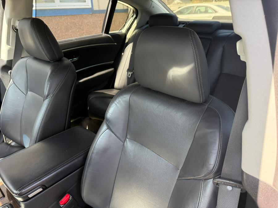 2017 Acura RLX Sedan w/Advance Pkg photo
