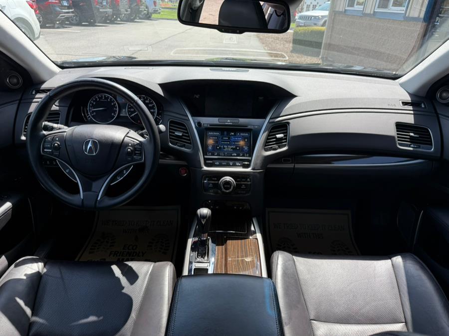 2017 Acura RLX Sedan w/Advance Pkg photo