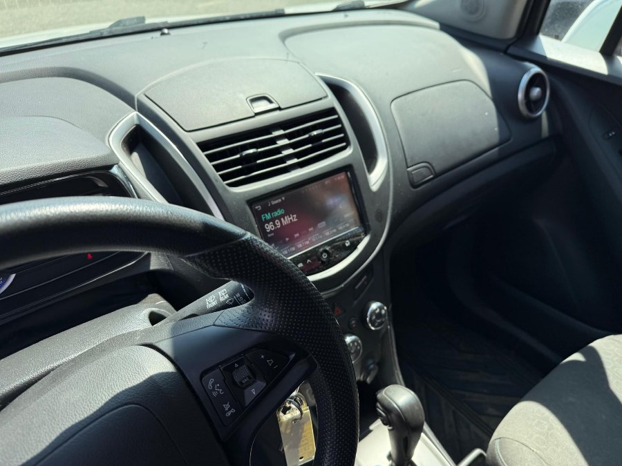 2016 Chevrolet Trax AWD 4dr LT photo