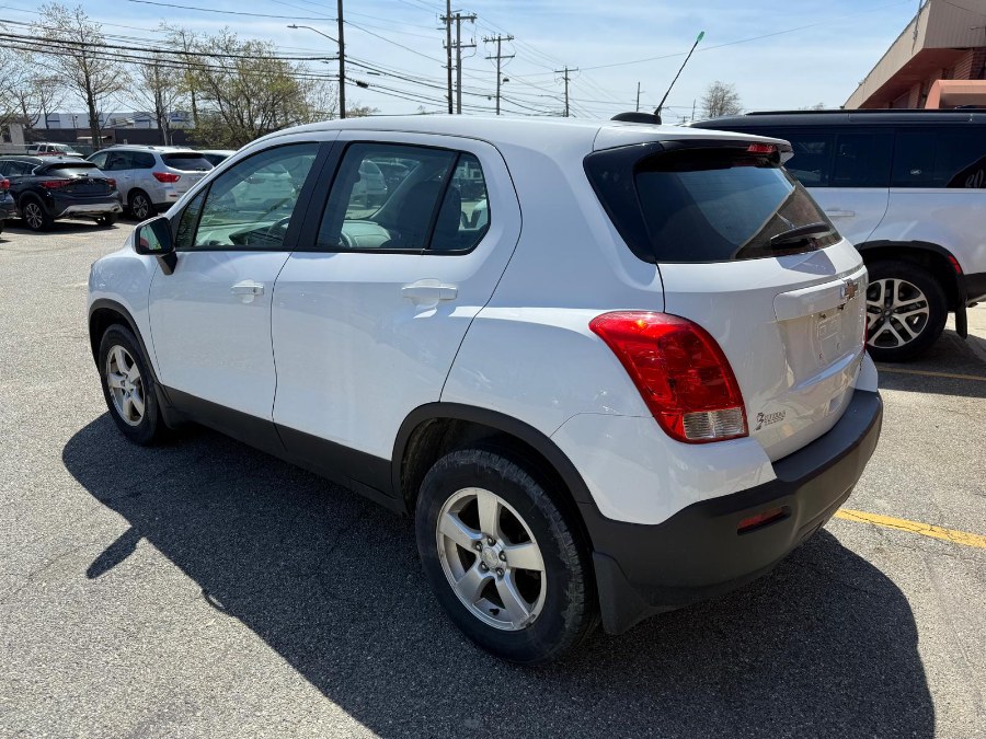 2016 Chevrolet Trax AWD 4dr LT photo