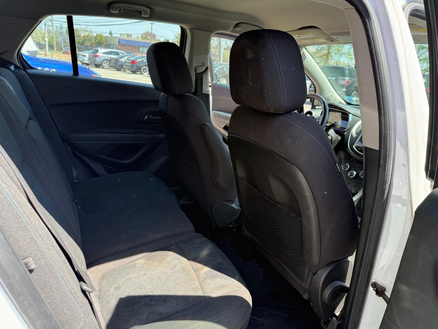 2016 Chevrolet Trax AWD 4dr LT photo