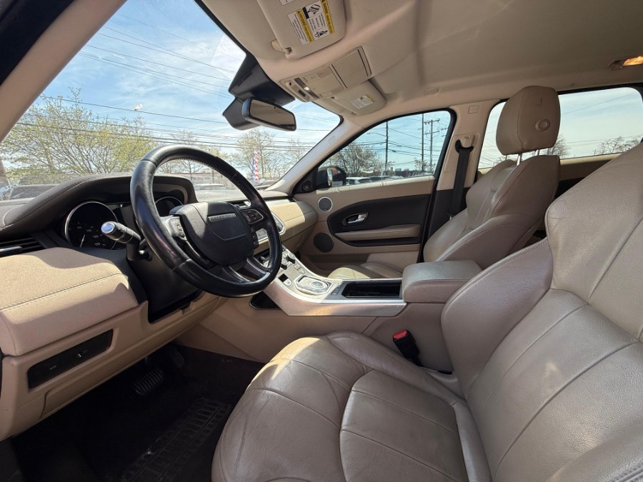 2016 Land Rover Range Rover Evoque 5dr HB HSE photo