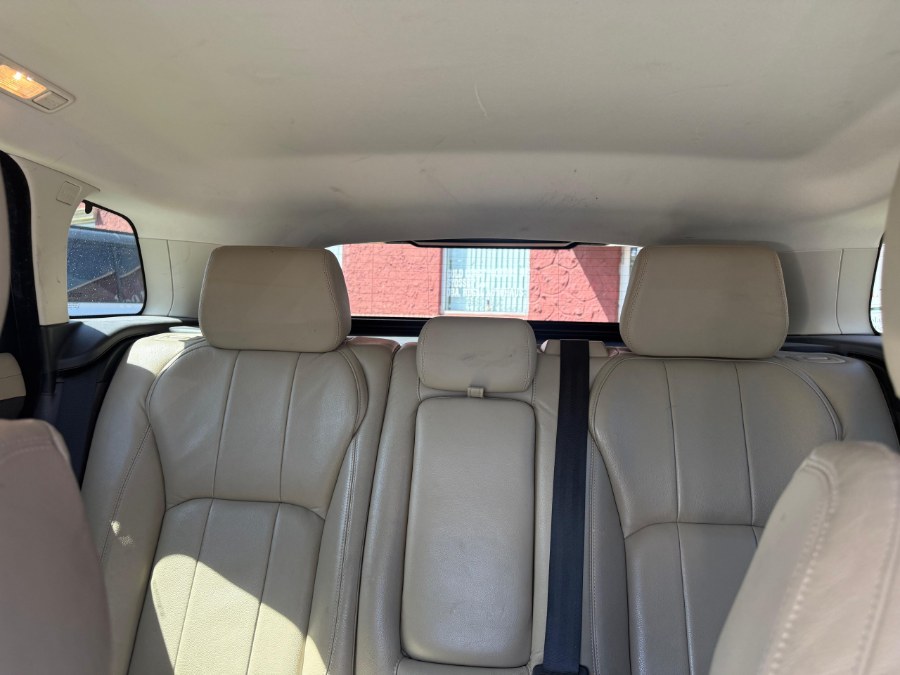 2016 Land Rover Range Rover Evoque 5dr HB HSE photo