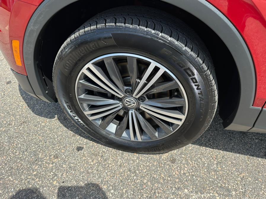 2019 Volkswagen Tiguan 2.0T SEL 4MOTION photo