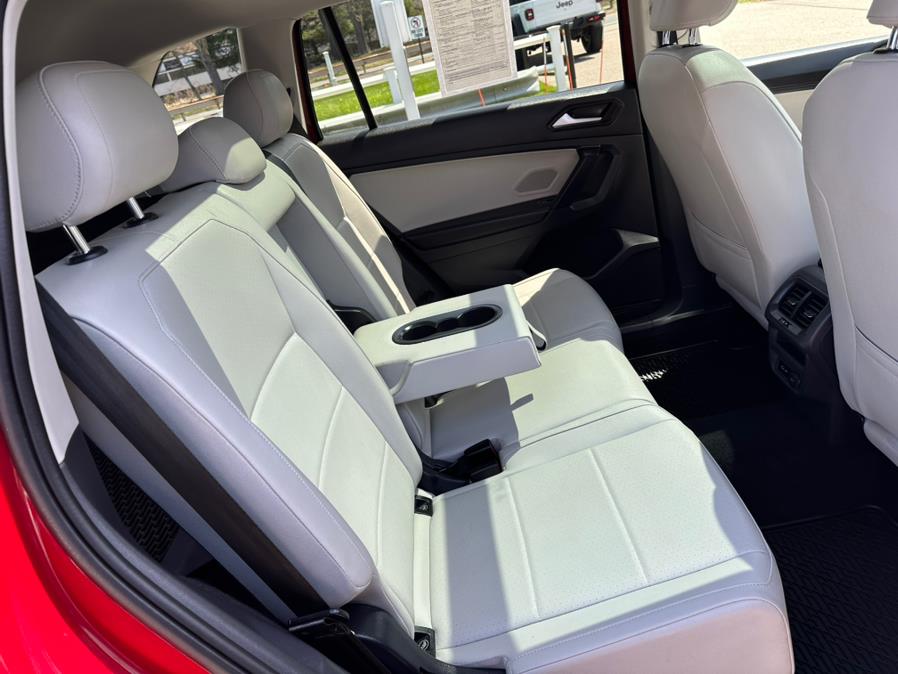 2019 Volkswagen Tiguan 2.0T SEL 4MOTION photo