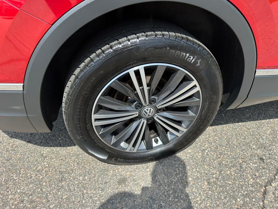 2019 Volkswagen Tiguan 2.0T SEL 4MOTION photo