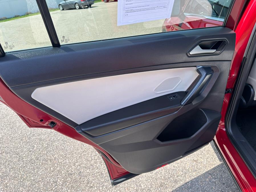 2019 Volkswagen Tiguan 2.0T SEL 4MOTION photo