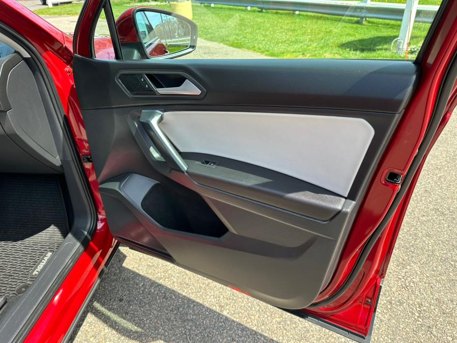 2019 Volkswagen Tiguan 2.0T SEL 4MOTION photo