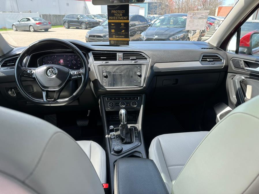 2019 Volkswagen Tiguan 2.0T SEL 4MOTION photo