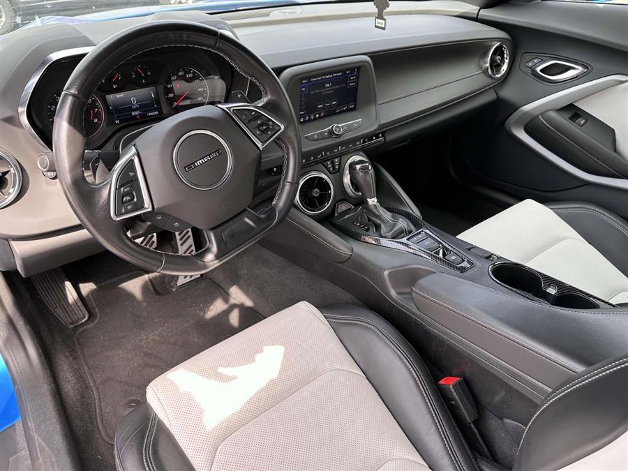 2024 Chevrolet Camaro 2LT photo
