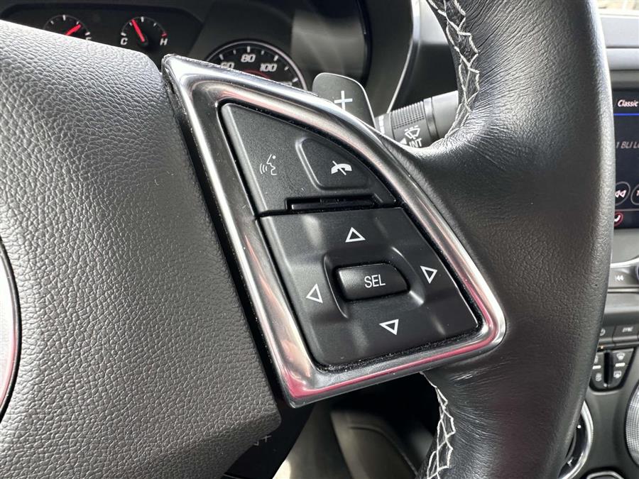 2024 Chevrolet Camaro 2LT photo
