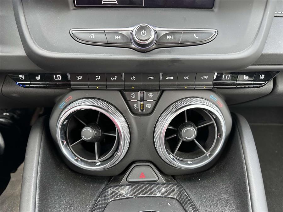2024 Chevrolet Camaro 2LT photo