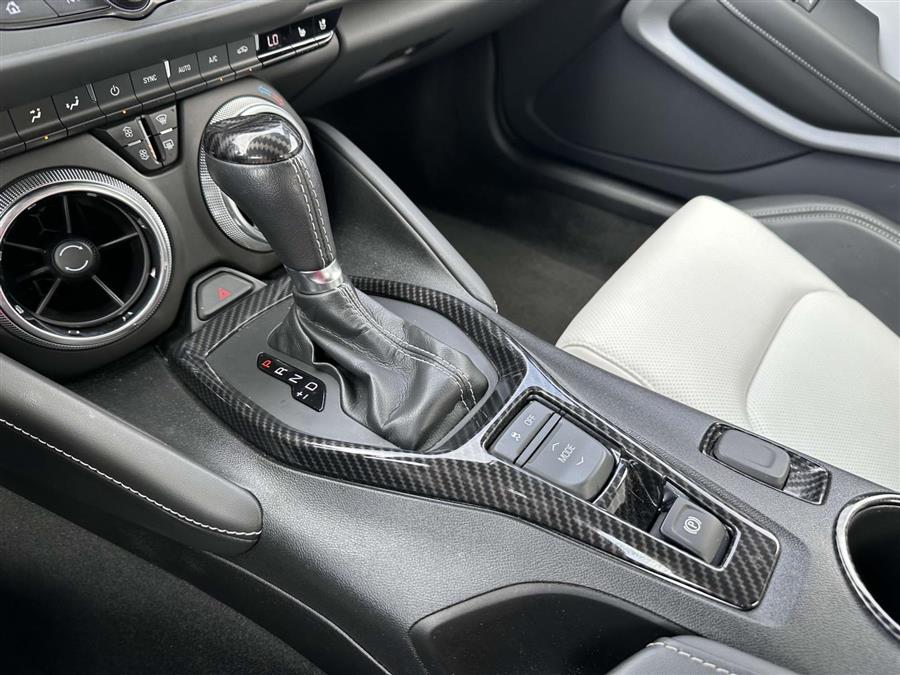 2024 Chevrolet Camaro 2LT photo