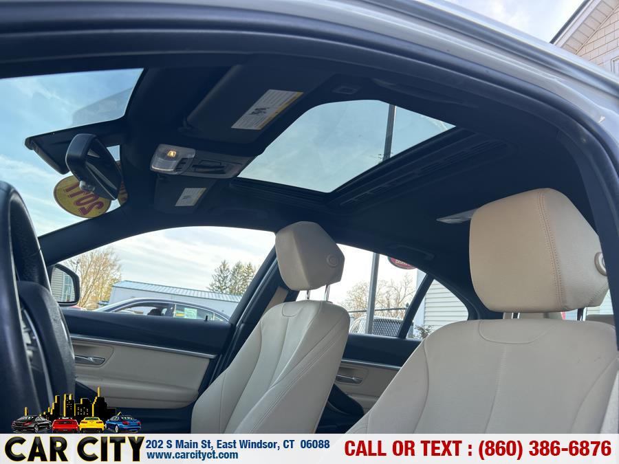 2017 BMW 3-Series 330i xDrive Sedan South Africa photo