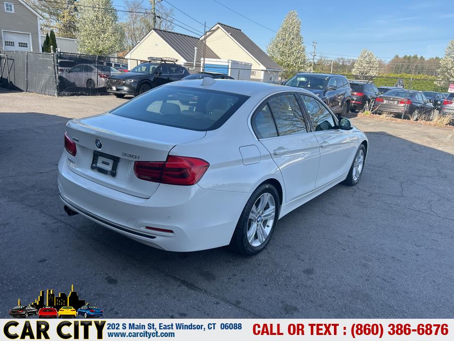 2017 BMW 3-Series 330i xDrive Sedan South Africa photo