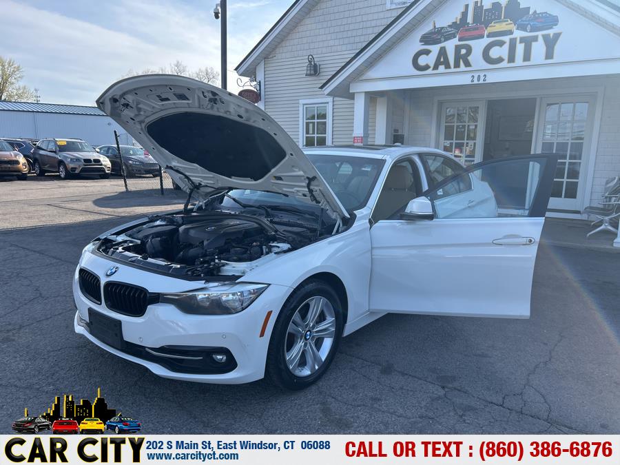 2017 BMW 3-Series 330i xDrive Sedan South Africa photo
