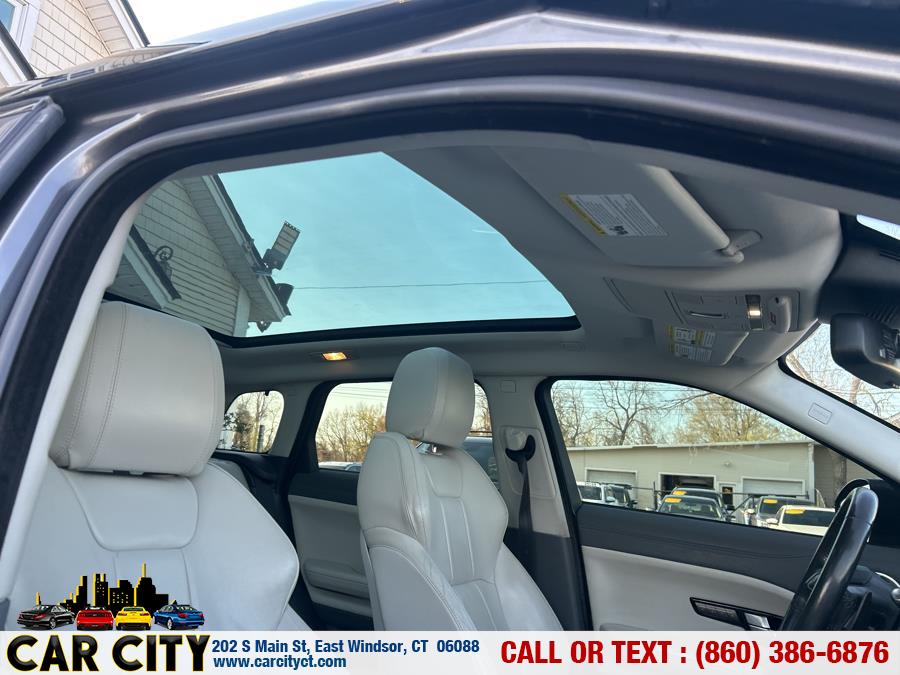 2016 Land Rover Range Rover Evoque 5dr HB SE photo