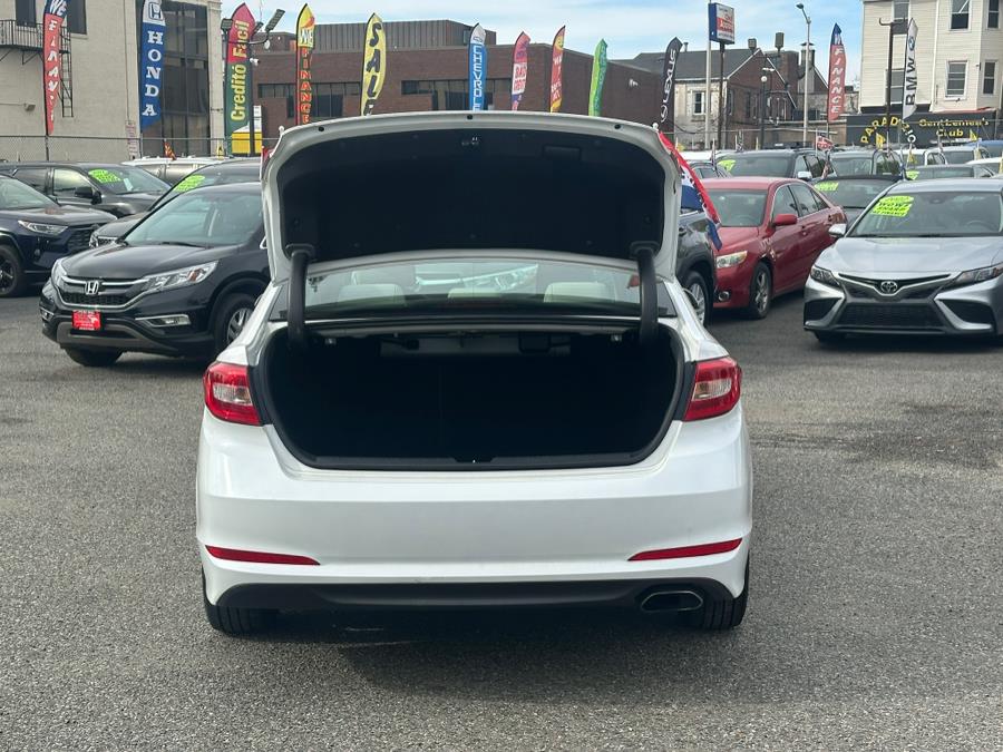 2016 Hyundai Sonata 4dr Sdn 2.4L PZEV photo