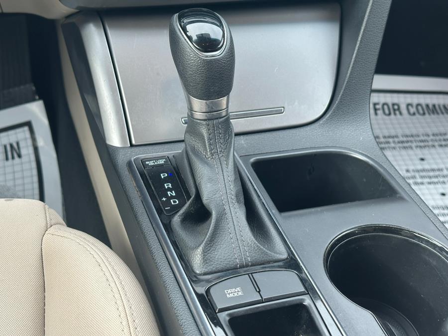 2016 Hyundai Sonata 4dr Sdn 2.4L PZEV photo
