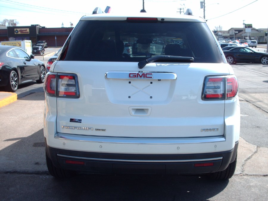 2017 GMC Acadia Limited photo