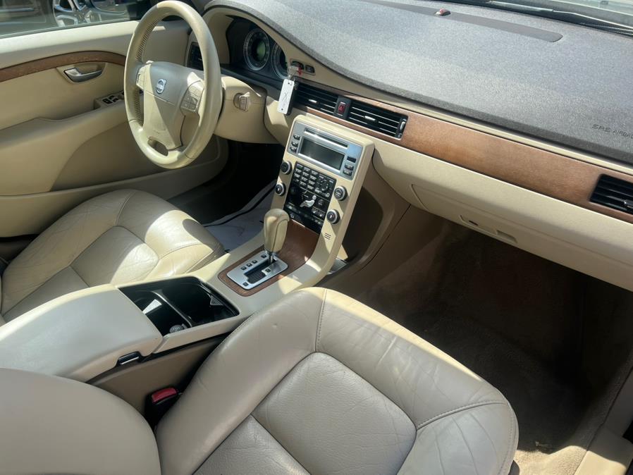 2009 Volvo XC70 3.2 photo