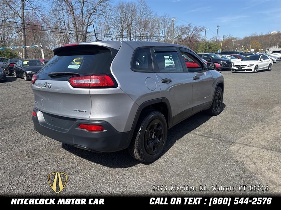 2016 Jeep Cherokee Sport photo