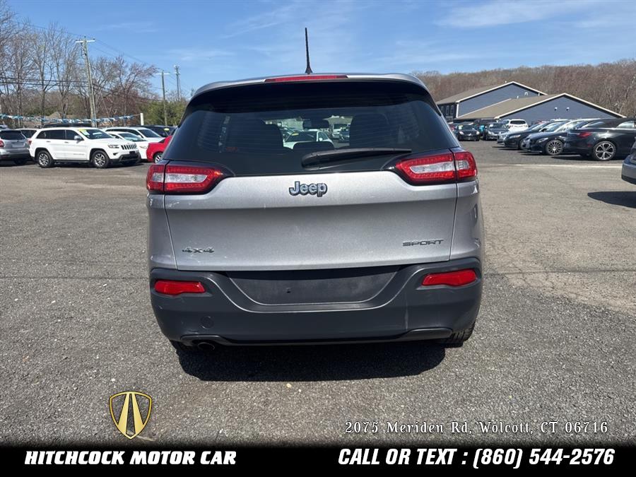 2016 Jeep Cherokee Sport photo