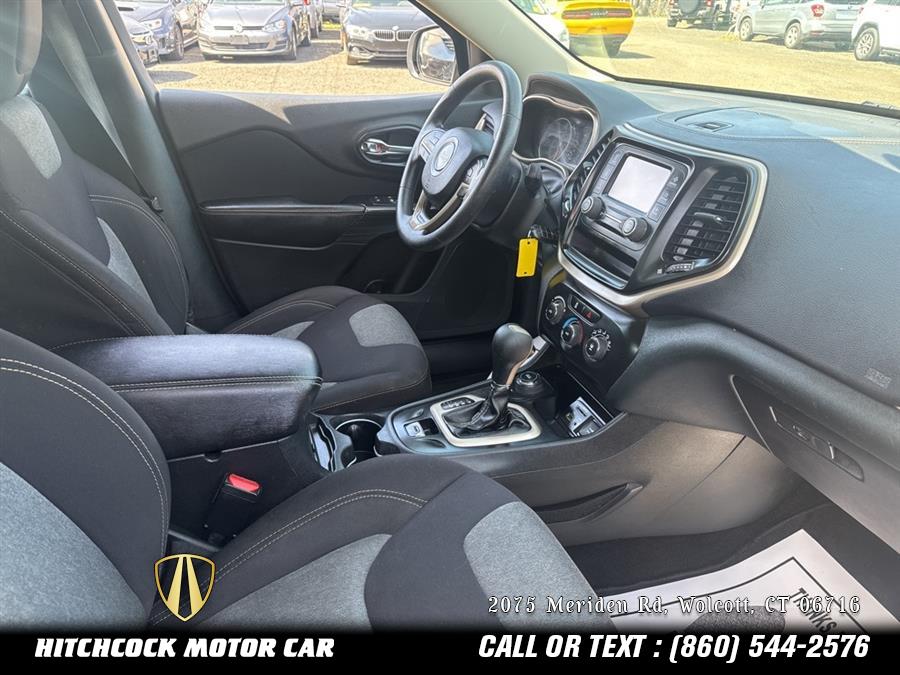2016 Jeep Cherokee Sport photo