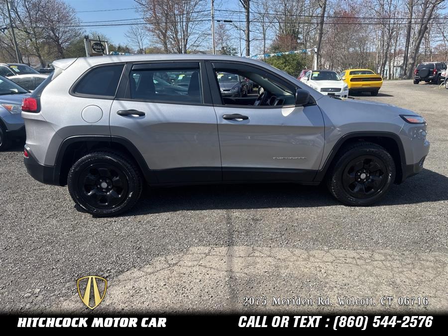 2016 Jeep Cherokee Sport photo