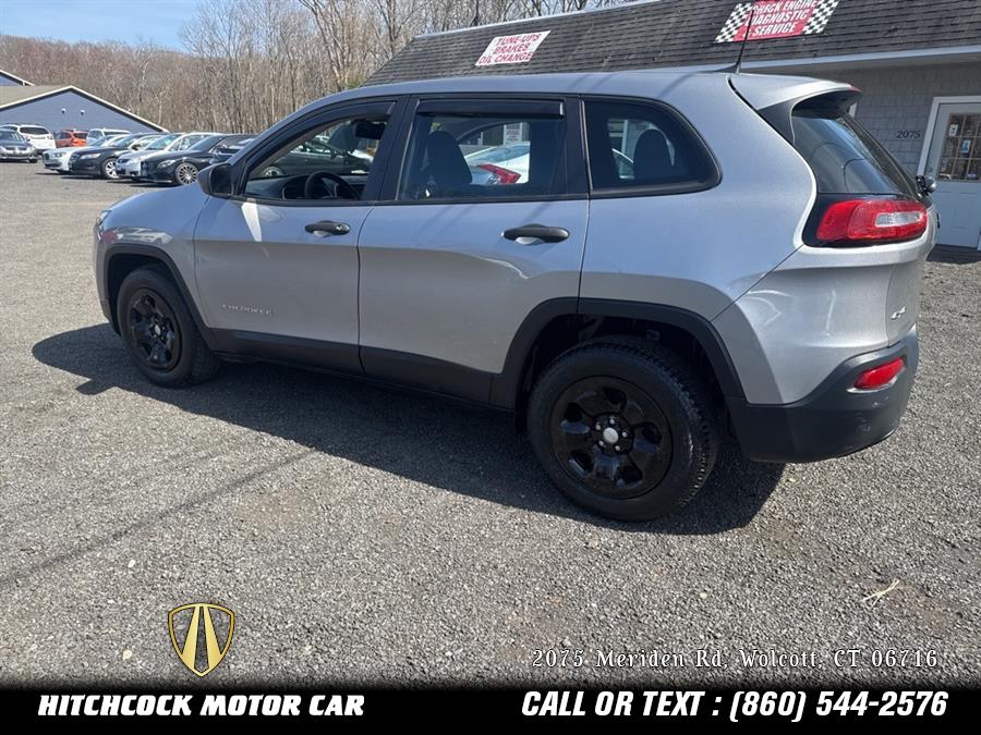 2016 Jeep Cherokee Sport photo