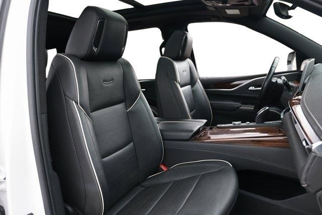 2021 Cadillac Escalade Premium Luxury photo