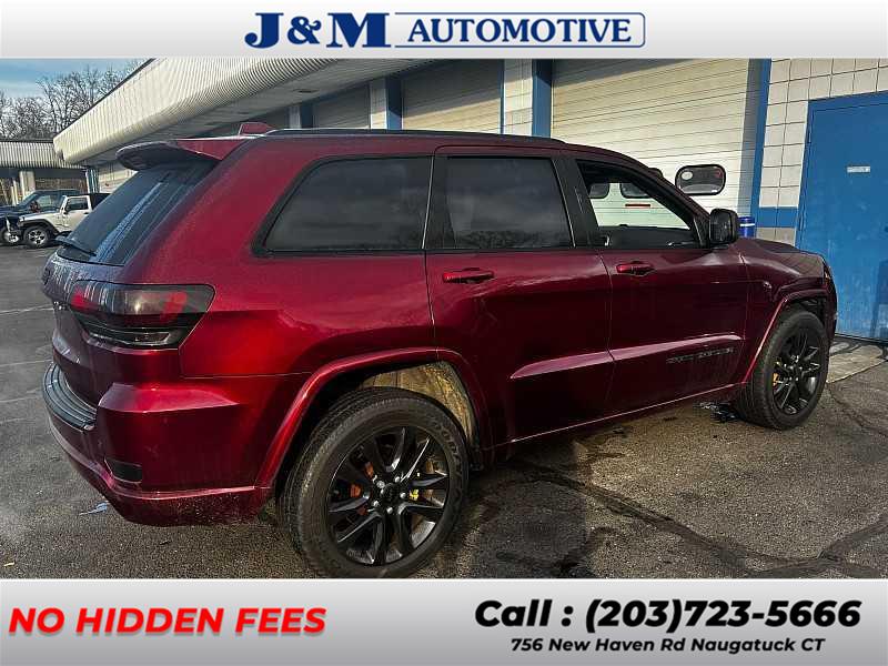 2017 Jeep Grand Cherokee Altitude photo